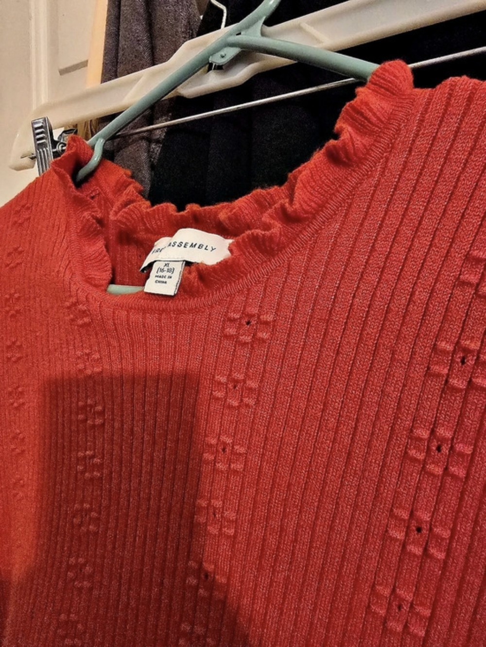 Free Assembly Ribbed Ruffle Tank in Orange Size XL Like New - Picture 3 of 7